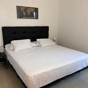 https://apt-fira-gran-via-2-private-rooms-in-a-shared.top-hotels-tarragona.com